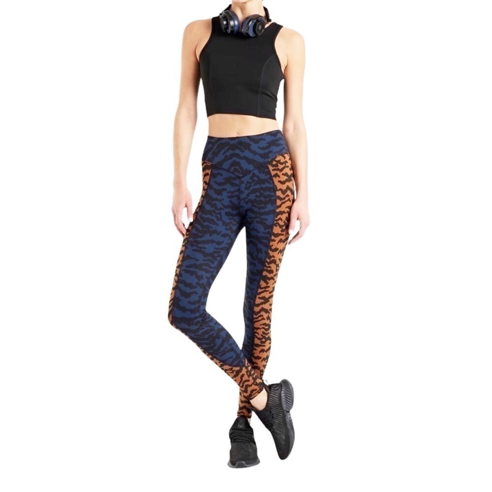 Good American paneled animal print stretch jersey leggings Size Large